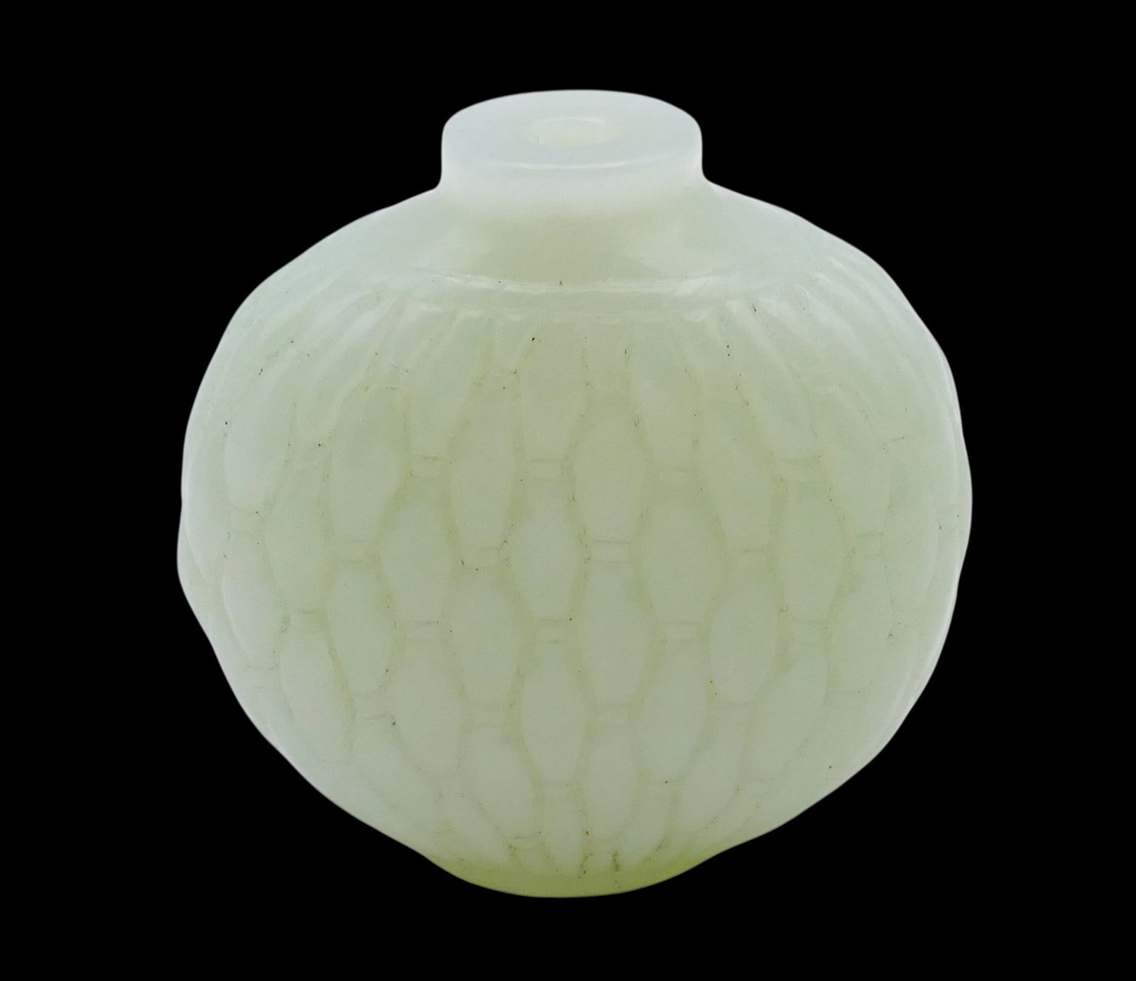 Chinese Jade Basket Weave Snuff Bottle - 2