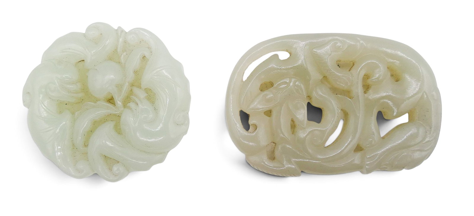 2pc Old Chinese Jade Chilong and Bat Pendants: 2pc Old Chinese Jade Chilong and Bat Pendants 2" to 2.5". Includes opposing bats with peach and coin on verso. Also a pierced chilong pendant in pale celadon. Excellent condition.