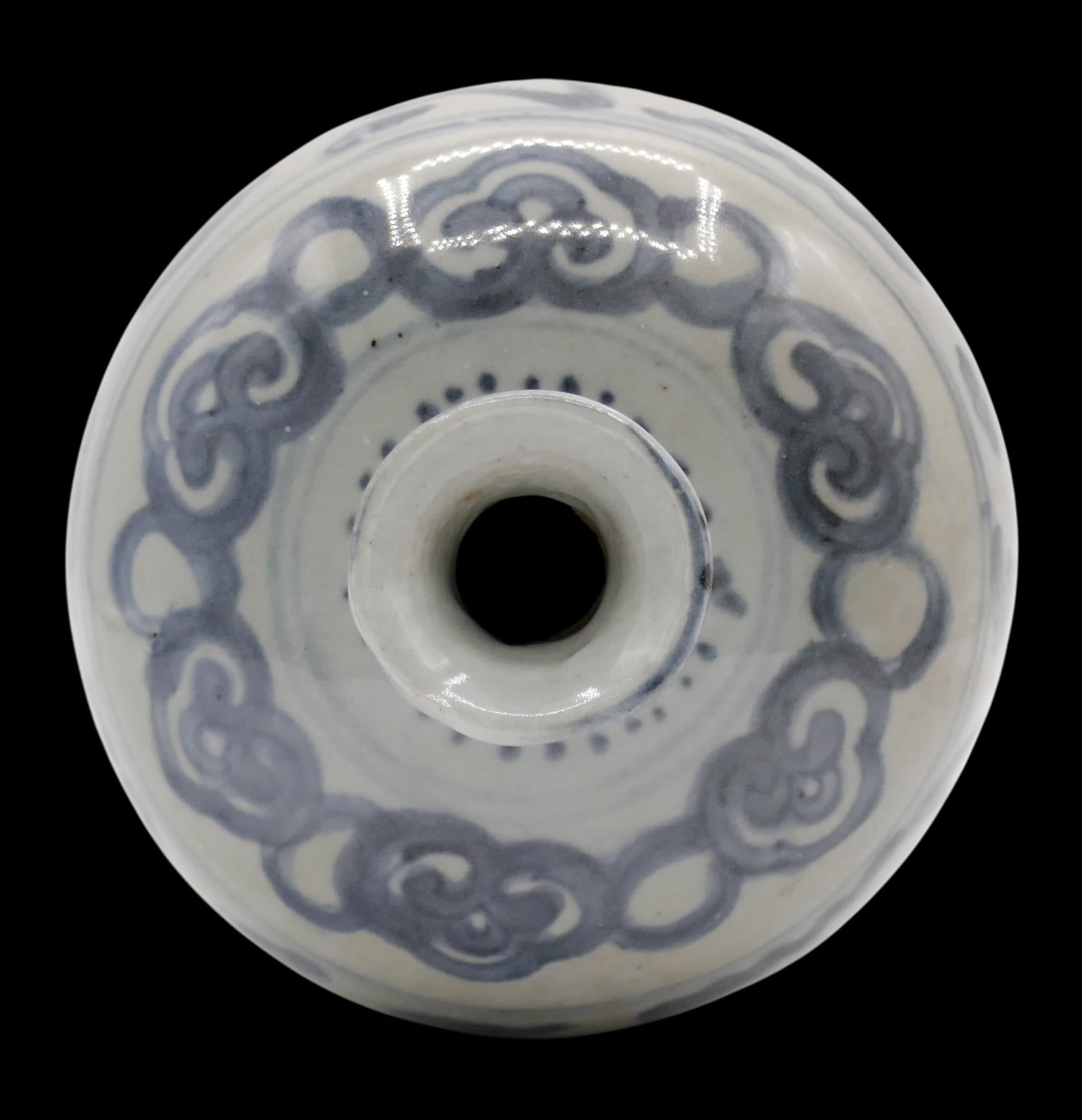 Chinese Ming Blue and White Meiping Vase with Bird Motifs - 4