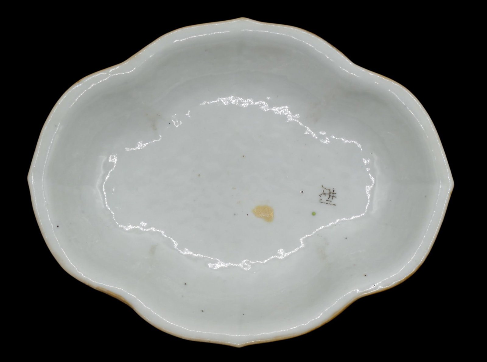 Antique Chinese Famille Rose Quatrefoil Pedestal Dish - 4