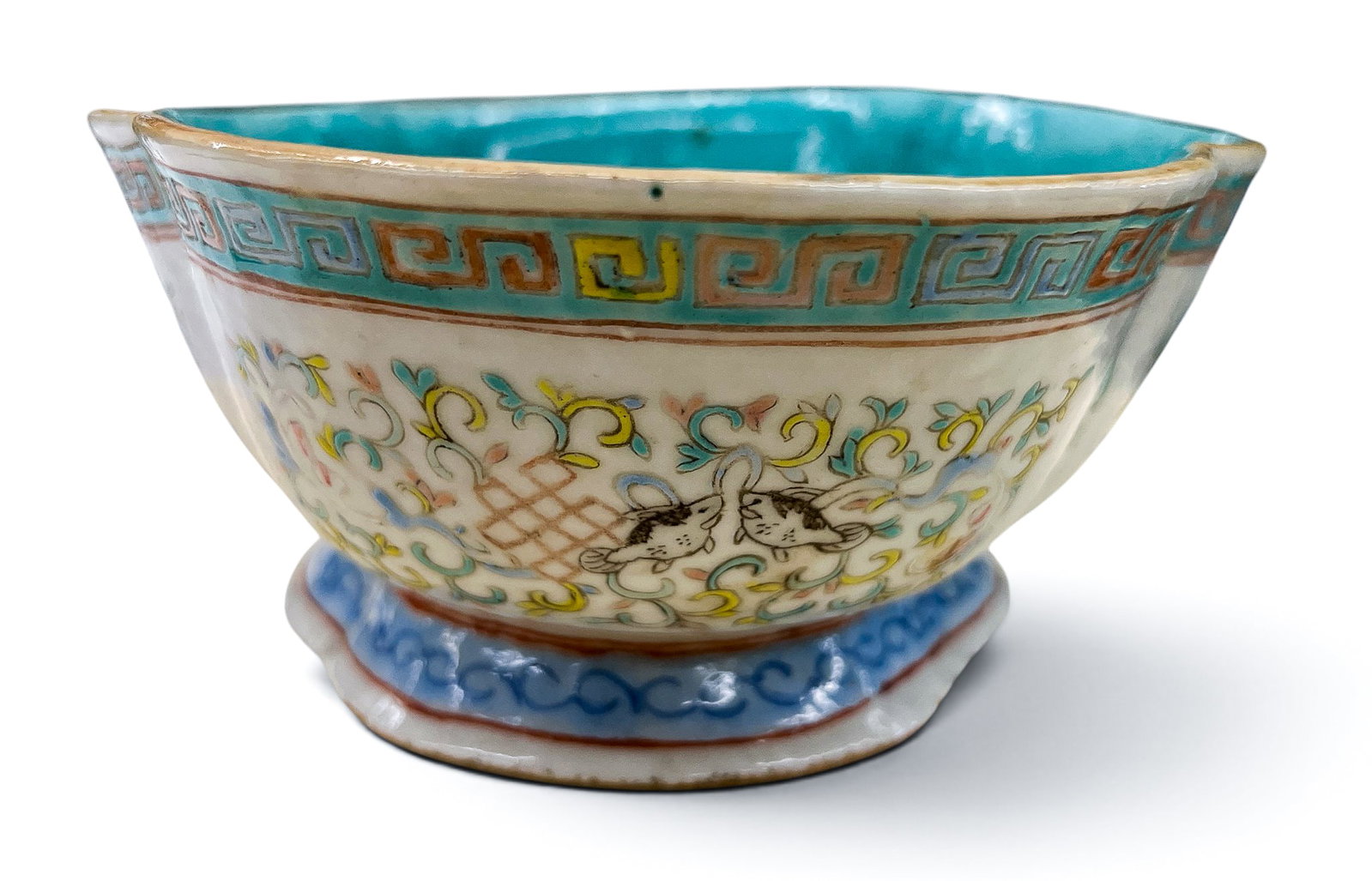 Chinese Tongzhi Bat and Buddhist Object Porcelain Bowl - 3
