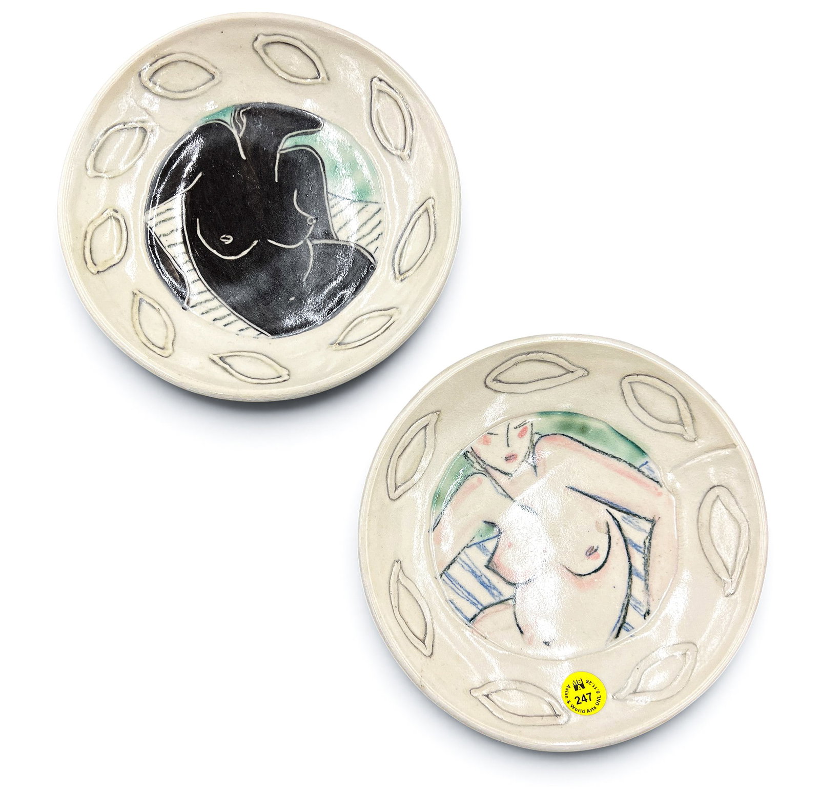 2pc Faye Nakamura Studio Pottery Female Nude Low Bowls - 2