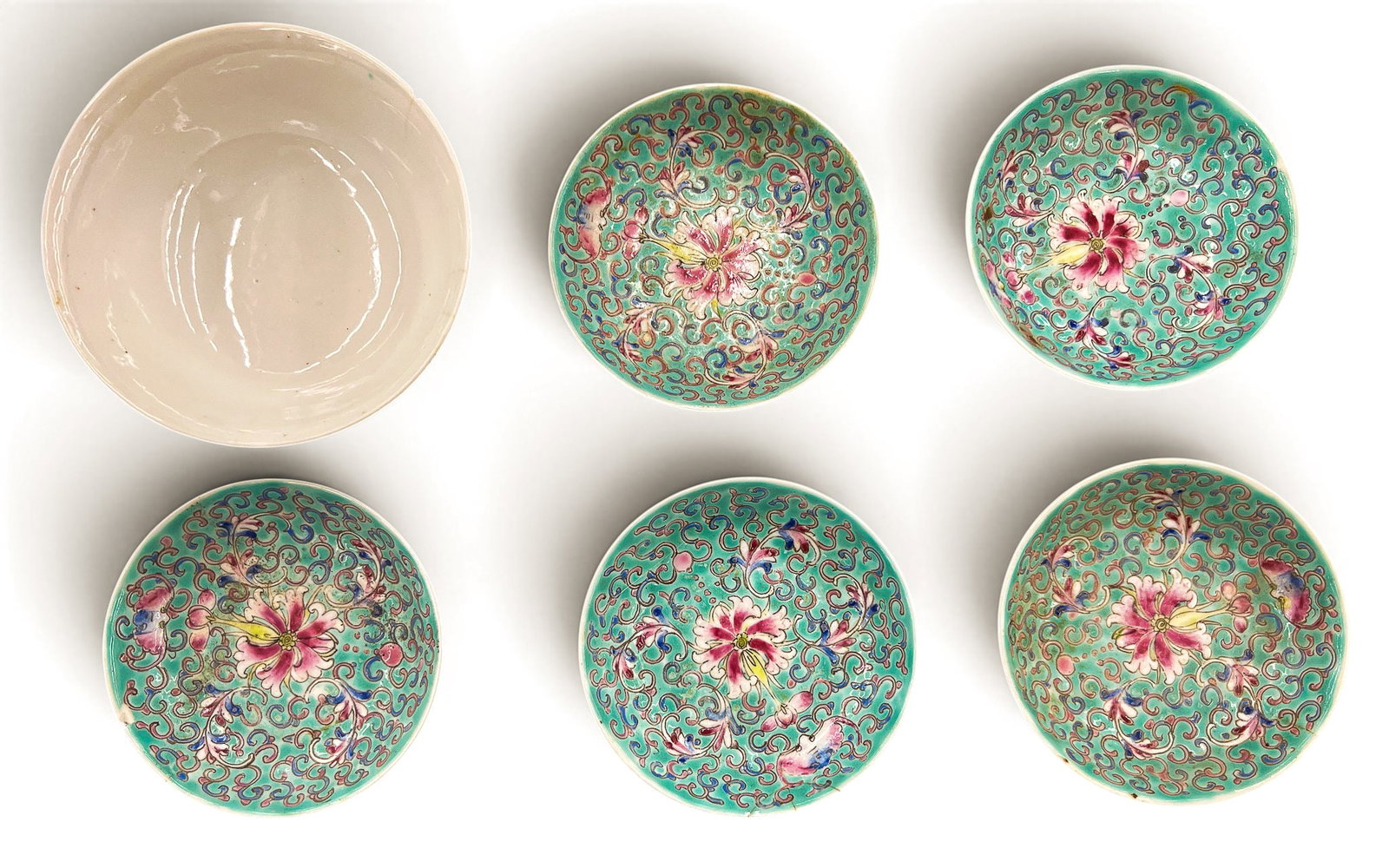 6pc Old Chinese Turquoise Ground Famille Rose Small Dishes (1 of 2)