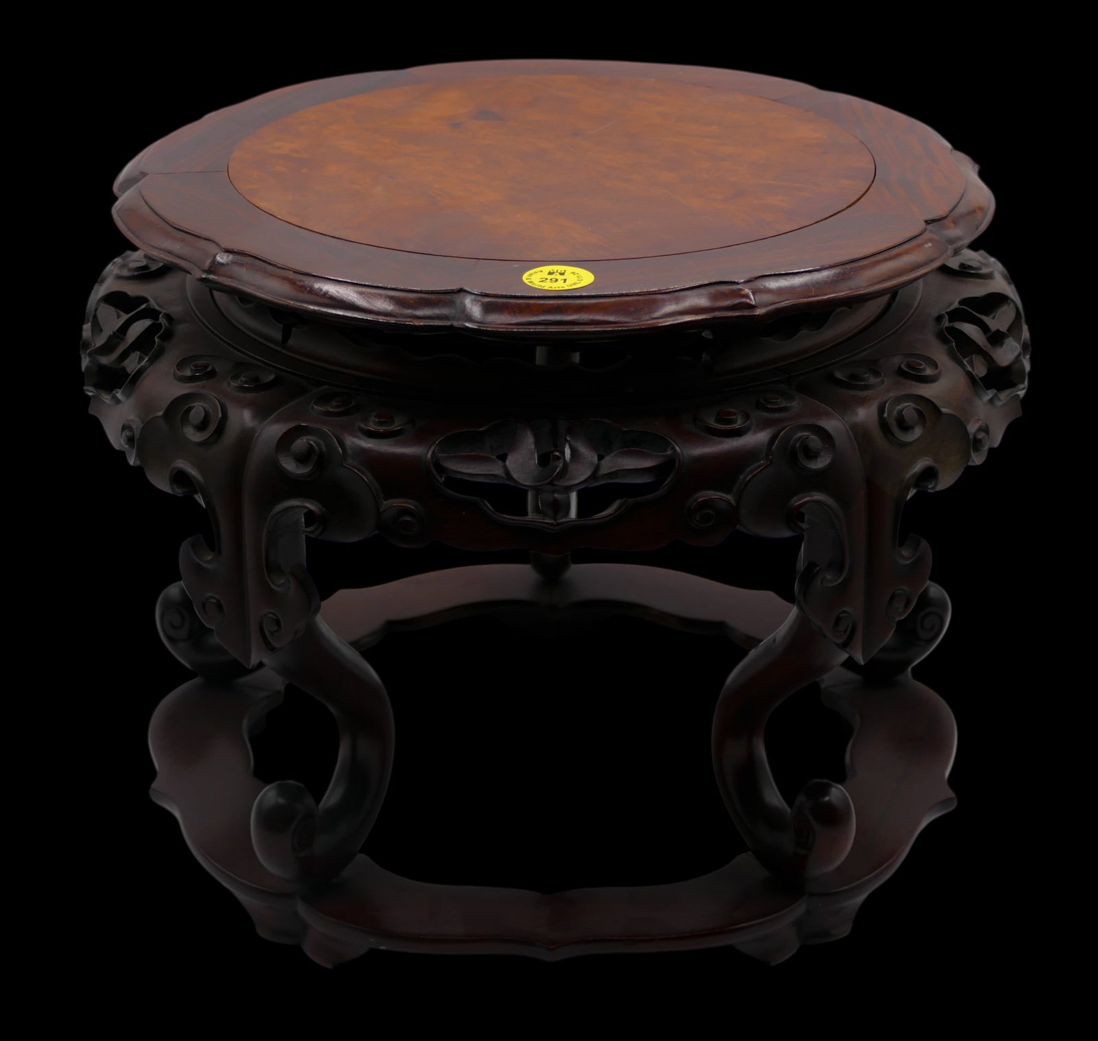 Fine Chinese Carved Rosewood Display Stand (1 of 2)