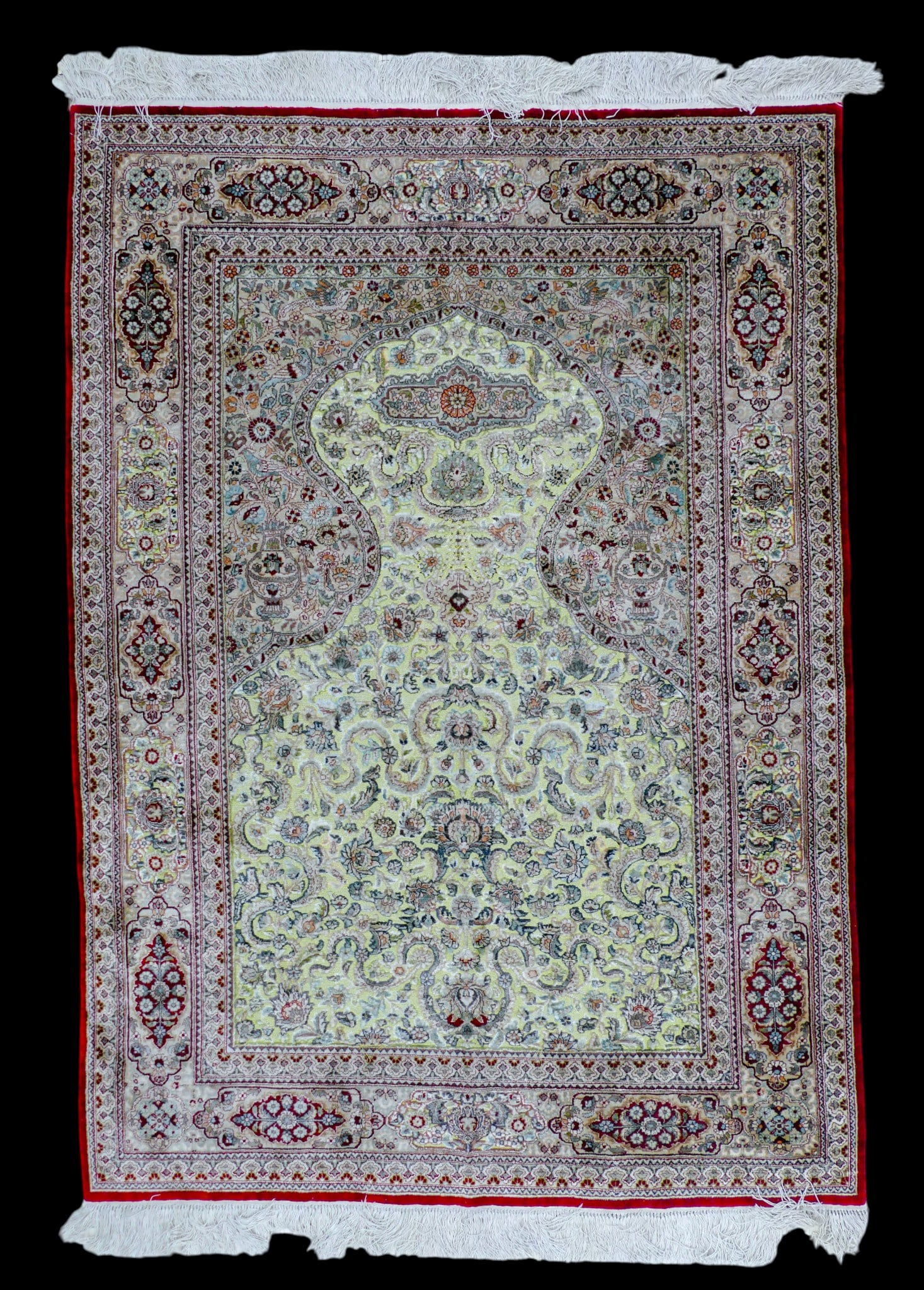 Fine Persian Style Gold Thread Silk Prayer Rug: Fine Persian Style Gold Thread Silk Prayer Rug 4'10'x3'5". Some fray to gold thread. Overall excellent condition. Similar to a Hereke.