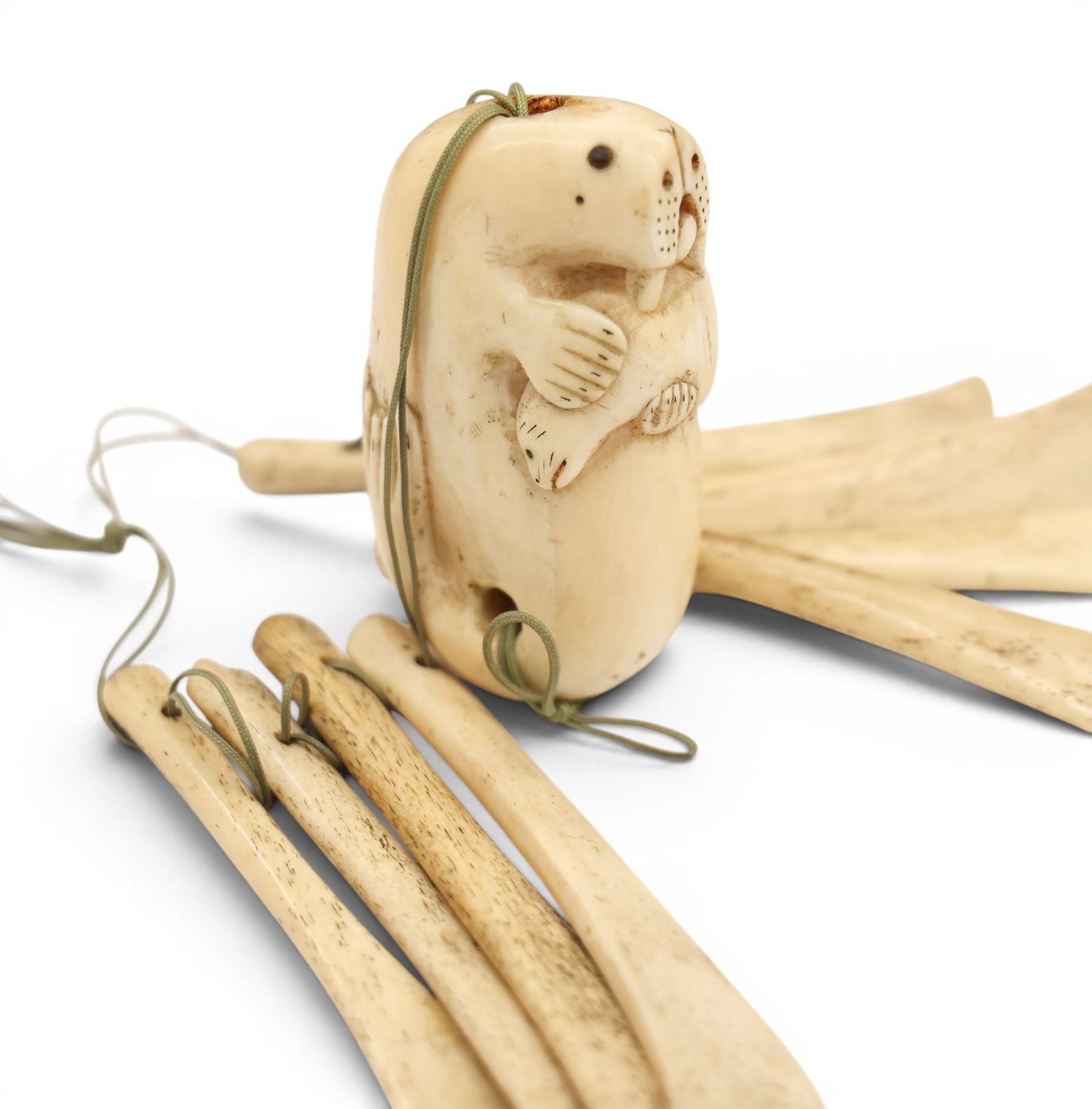 Antique Inuit Eskimo Walrus Effigy Implement Necklace - 3