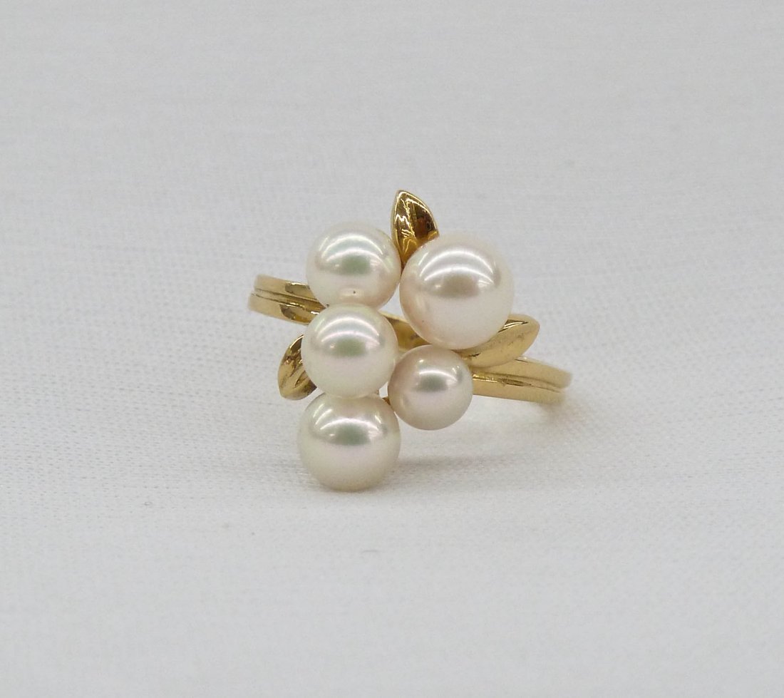 Mikimoto 18k Pearl Cluster Women's Ring Size 6.75. Incl: Mikimoto 18k Pearl Cluster Women's Ring Size 6.75. Includes five pearls measuring 4-6mm. Ring weighs 3.9 grams total.