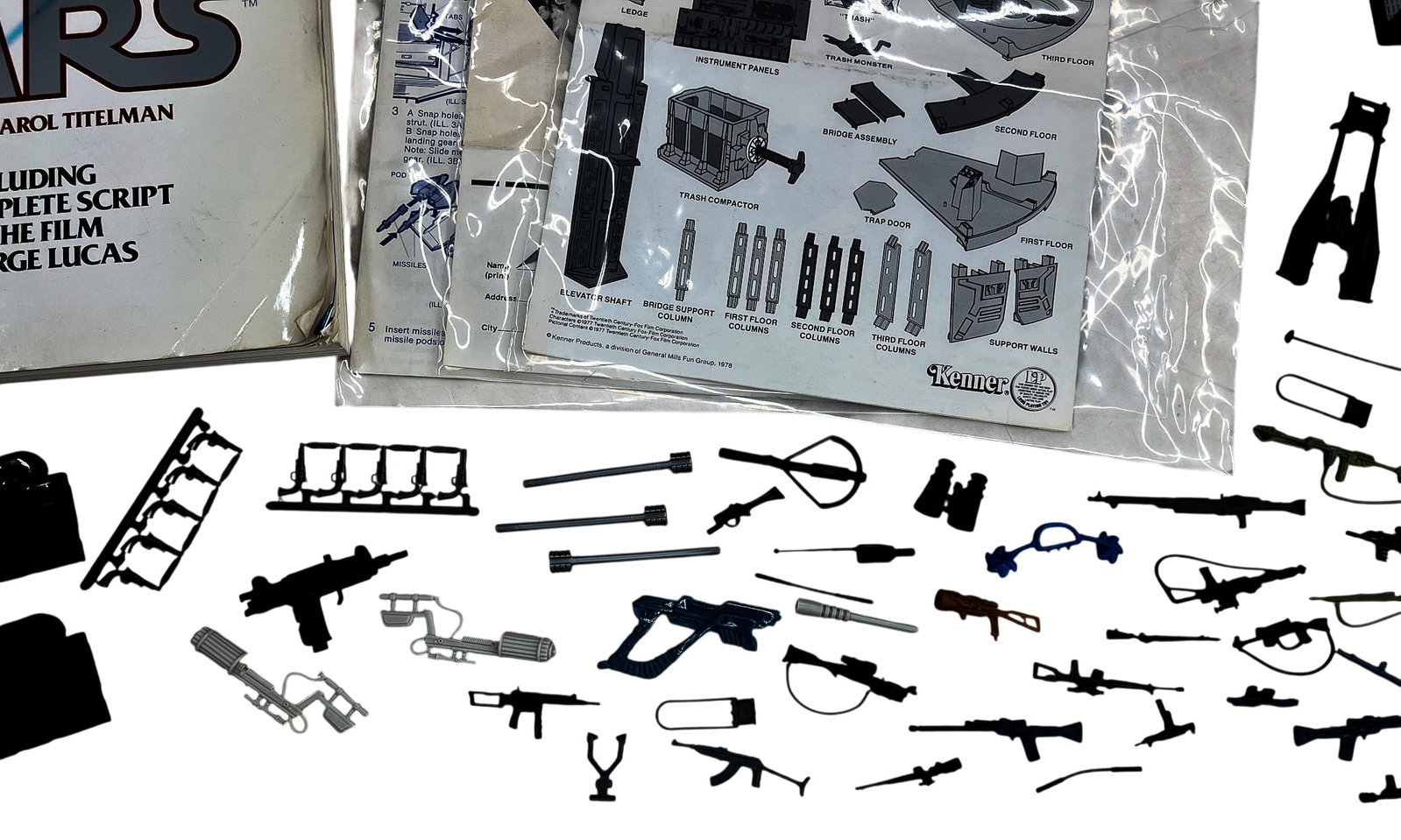 Approx. 70pc Star Wars Toy Accessories, Ephemera & Book etc. - 3