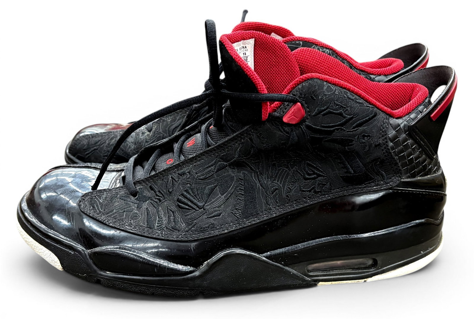 Pair of 2008 Nike Air Jordan Dub Zero Sneakers - 2