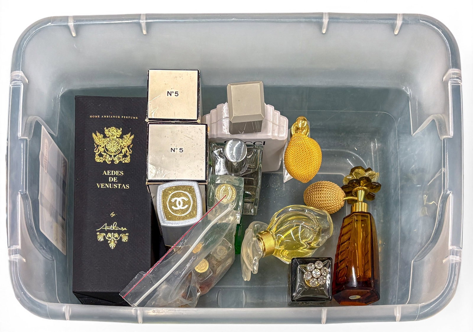 2 Boxes of Vintage and Contemporary Perfumes - 2