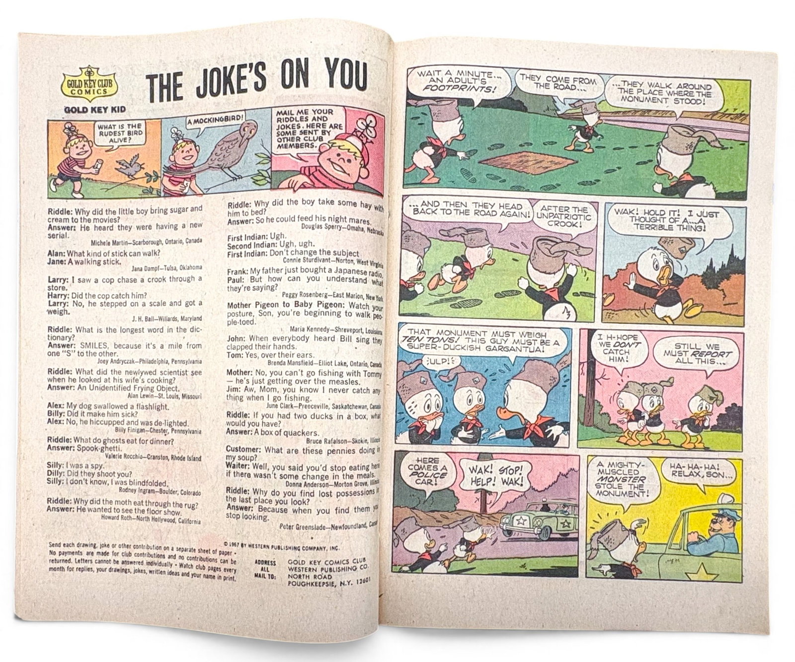 2pc Walt Disney's Comics and Stories Comic Books - 3