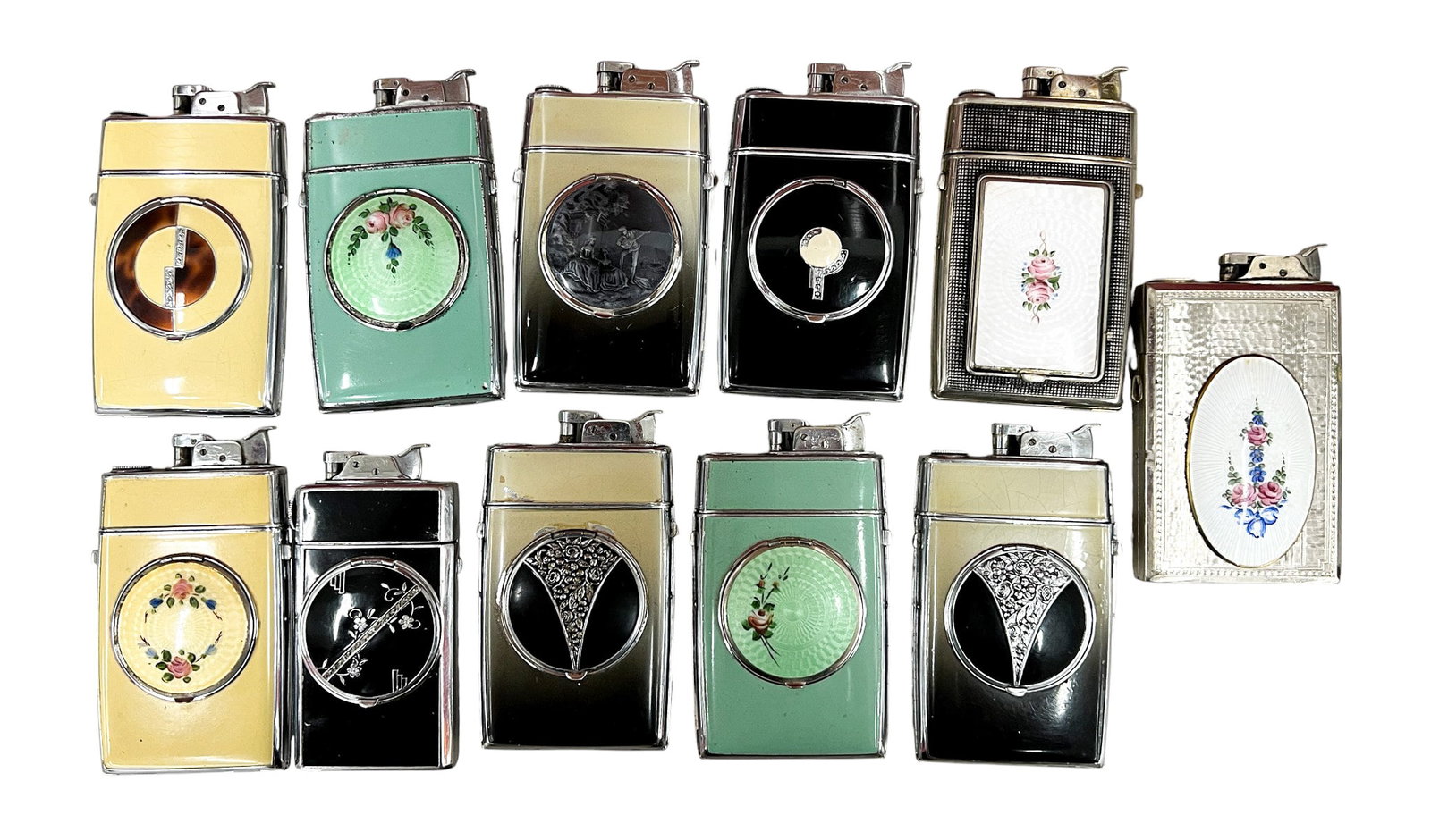 11pc Vintage Case Lighters: 11pc Vintage Case Lighters 4.25"x3" Largest. Brands include Evans etc.