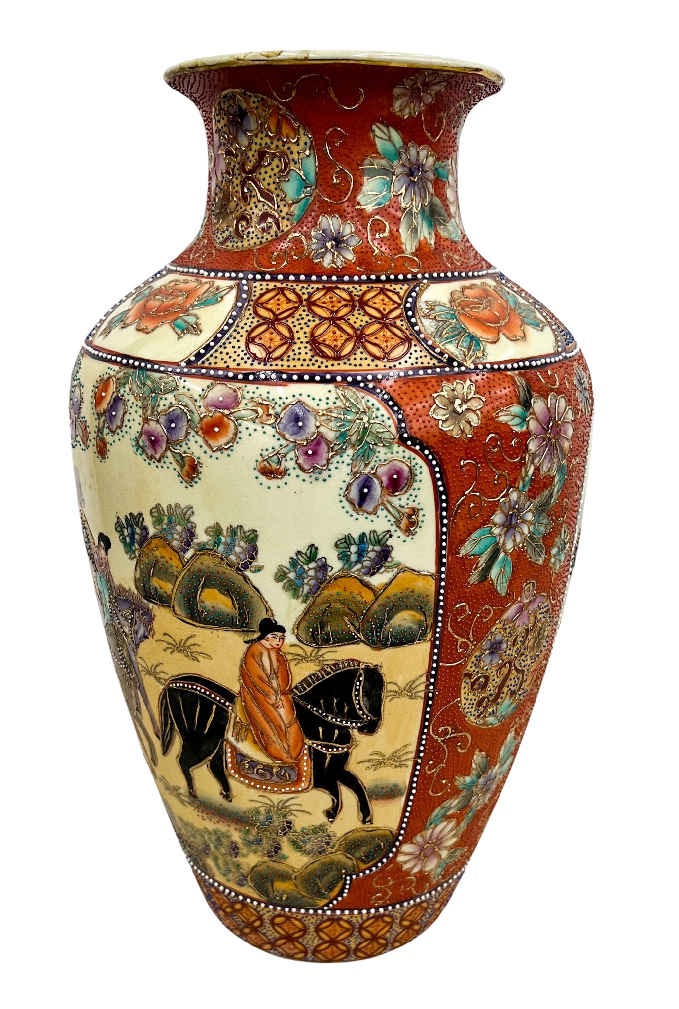 Vintage Chinese Gilt Decorated Porcelain Vase - 2