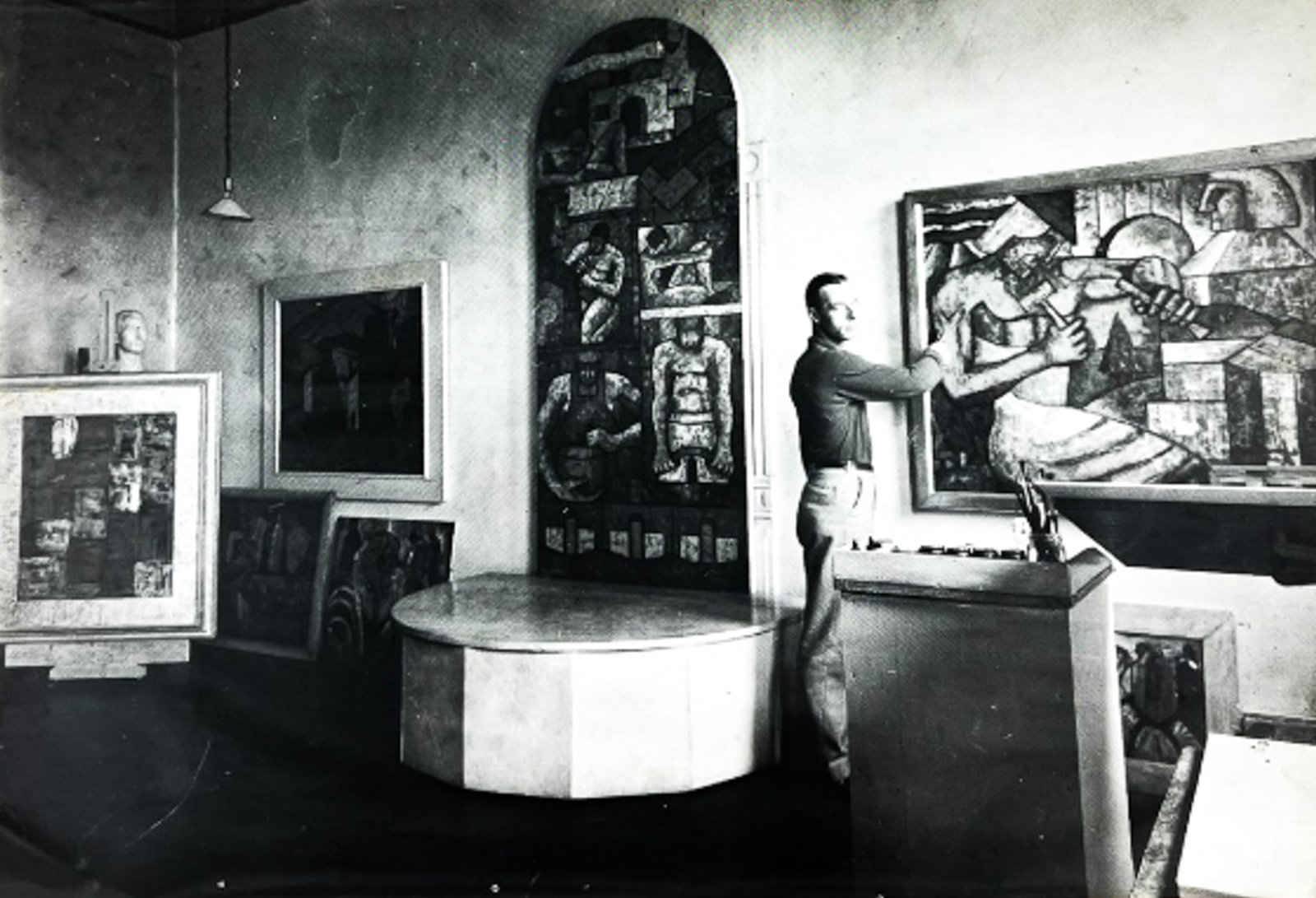 Howard Sewall Exhibition Photograph: Howard Sewall Exhibition Photograph 28"x40.5" Bent, creased corners, scratches.
