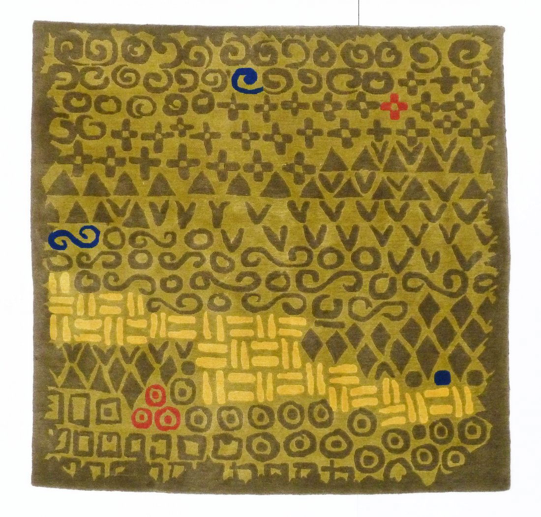 Lynn Basa Design Nepal 1996 Custom Made Geometric Rug: Lynn Basa Design Nepal 1996 Custom Made Geometric Rug 60''x60''. From the former collection of Anne Hauberg.