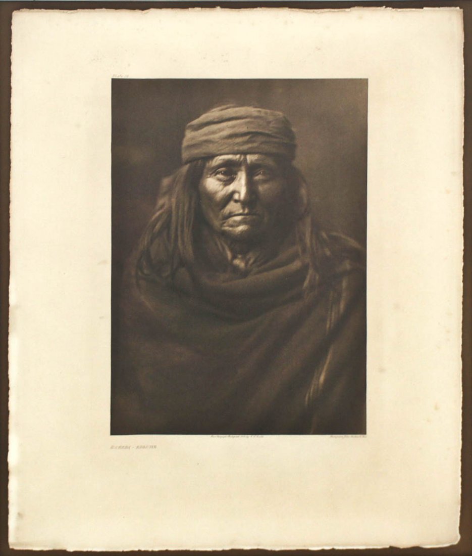 Edward S. Curtis ''Eskadi Apache'' 1903 Plate 16: Edward S. Curtis ''Eskadi Apache'' 1903 Plate 16 Original Photogravure 22.25''x18'' Sheet. Slight foxing in margin. Professionally framed with a total size of 30.75''x26.75''. From The North American 