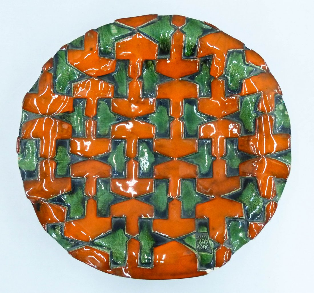 Erik Gronborg (b.1931 California) Arrow Sculptural: Erik Gronborg (b.1931 California) Arrow Sculptural Ceramic Tray 14.25''x14.5''x3''. Repeating symmetrical arrow impressed design with orange and green acrylic glazes. Impressed mark on edge. A few sma