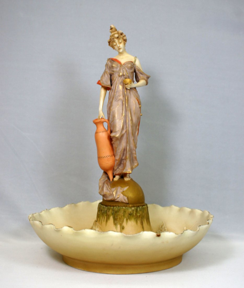 Ernst Wahliss Amphora porcelain figural centerpiece: Ernst Wahliss Amphora porcelain figural centerpiece bowl #4299. Measures 15.75'' x 11.75'', very good condition one small nick.