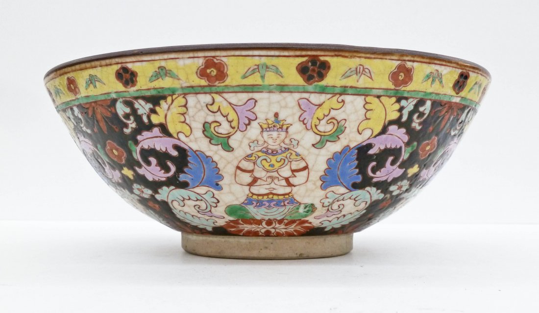 Antique Chinese Bencharong Thai Market Porcelain Bowl: Antique Chinese Bencharong Thai Market Porcelain Bowl 4''x10.25''. Chinese export wares made for the Thai court. Polychrome enameled with central phoenix and seated figures around exterior. Various fl