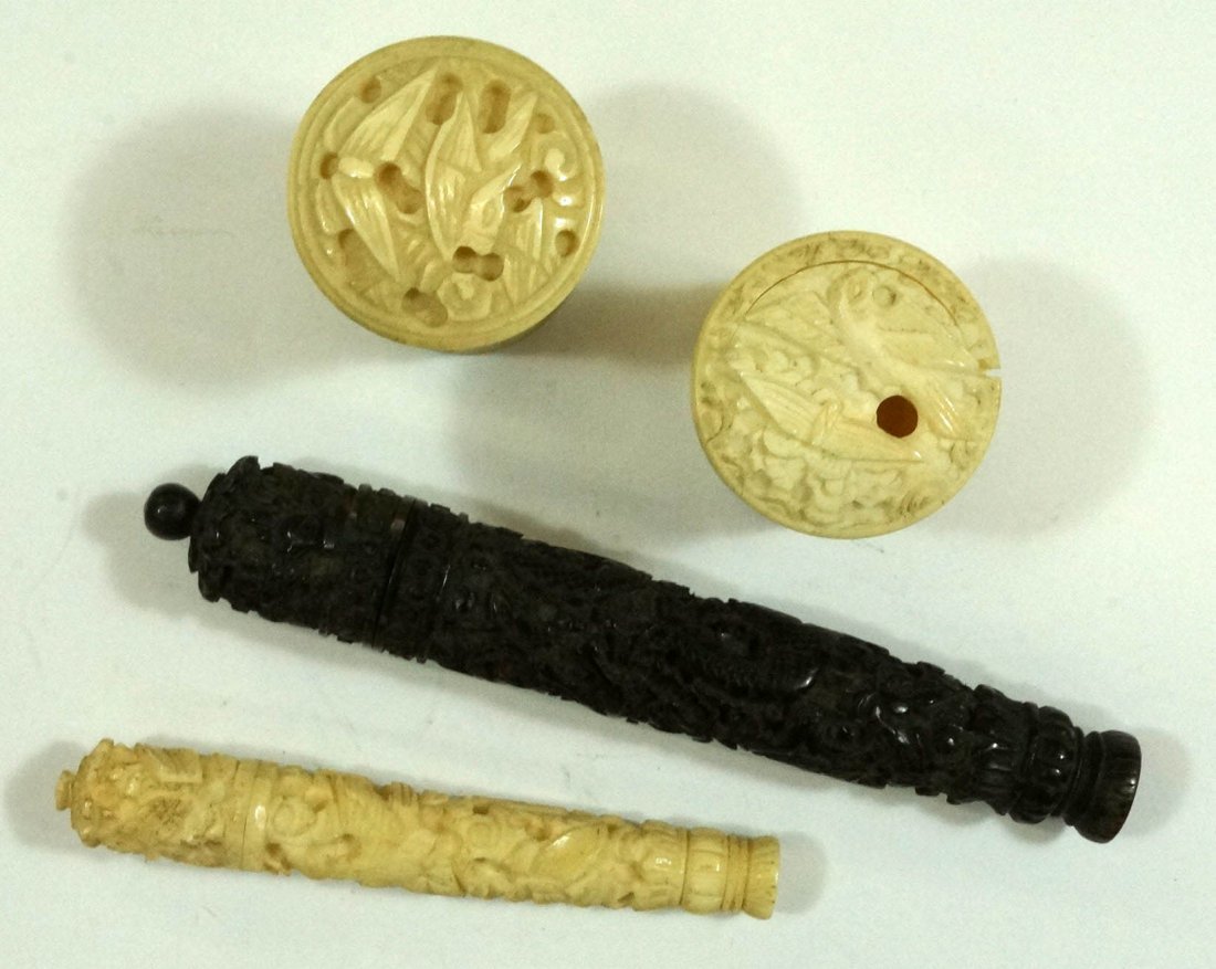 4pc Antique Chinese Carved Bone & Tortoise Shell Needle: 4pc Antique Chinese Carved Bone & Tortoise Shell Needle Cases. They measures from 1.25'' to 3.75''. Qing dynasty, 19th century.