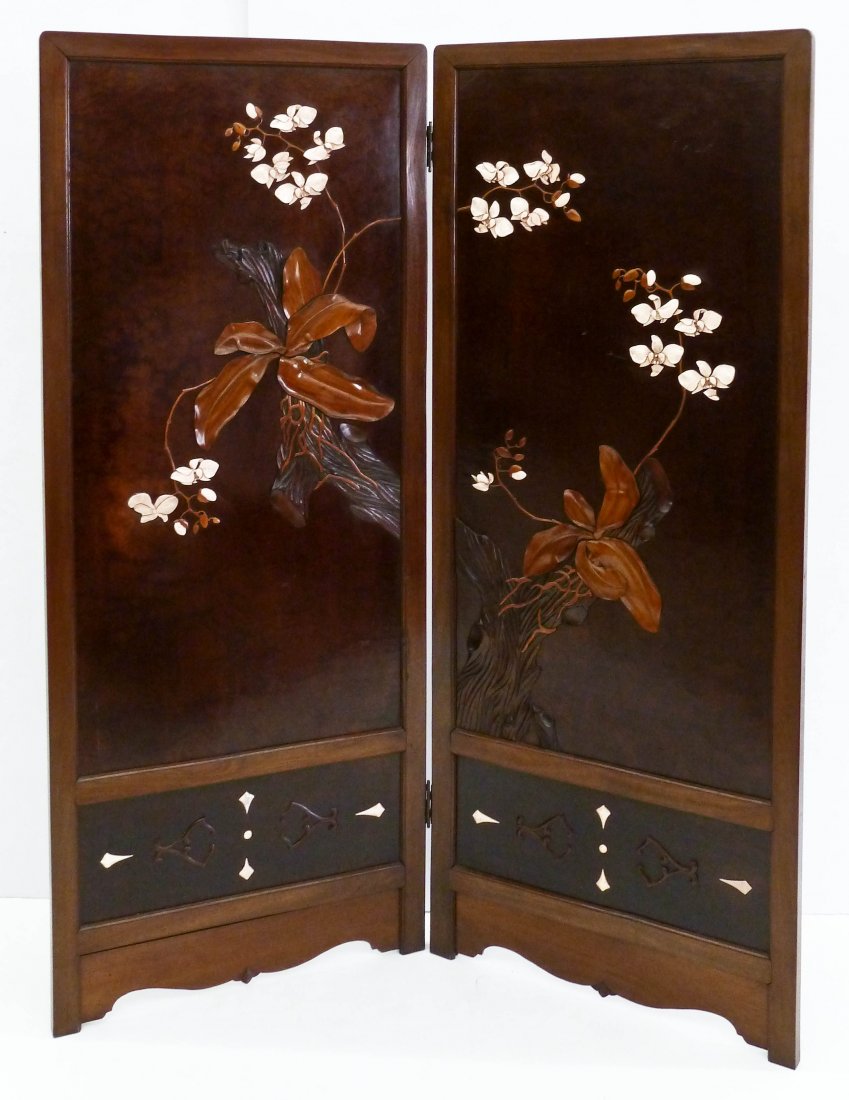 Old Japanese 2-Panel Floral Applique Wood Room Screen: Old Japanese 2-Panel Floral Applique Wood Room Screen 54.5''x44''. Depicts bone applique iris flowers with a mixed woods tree branch. Made of several types of hardwood including rosewood and burlwood.