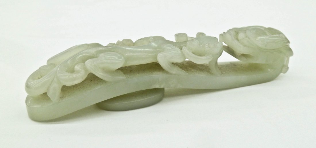 Antique Chinese Jade Belt Hook 4.5''x1''. Finely carved (1 of 3)