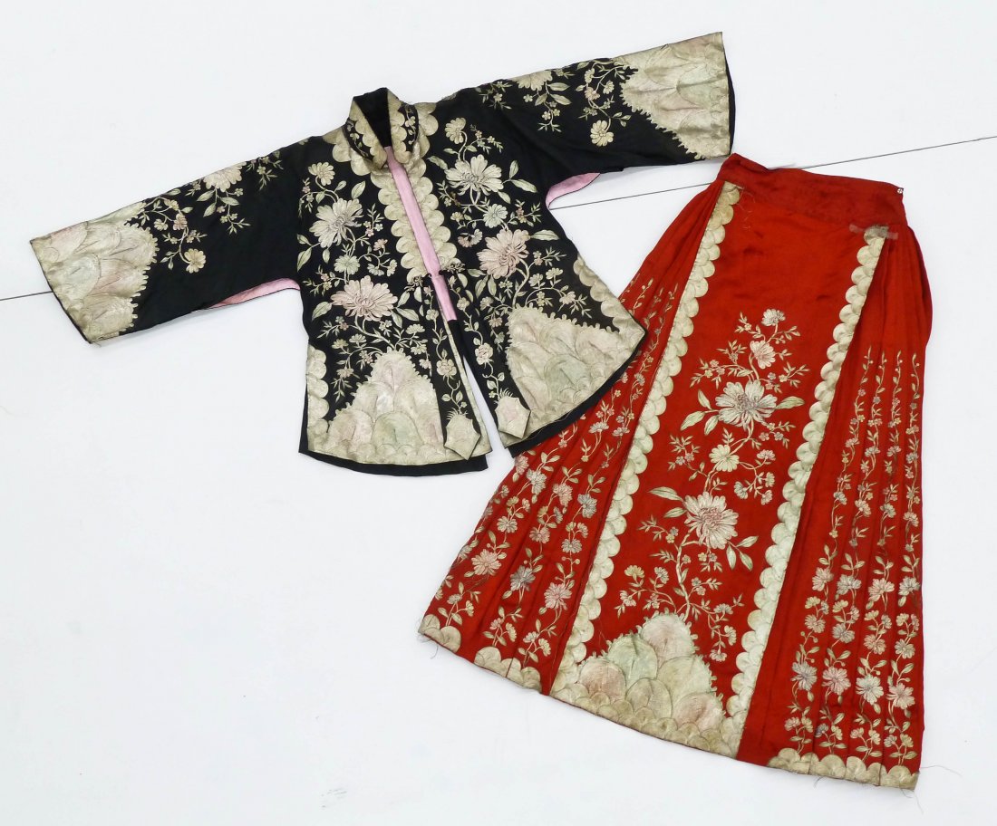 2pc Old Chinese Silver Thread Embroidered Wedding (1 of 3)