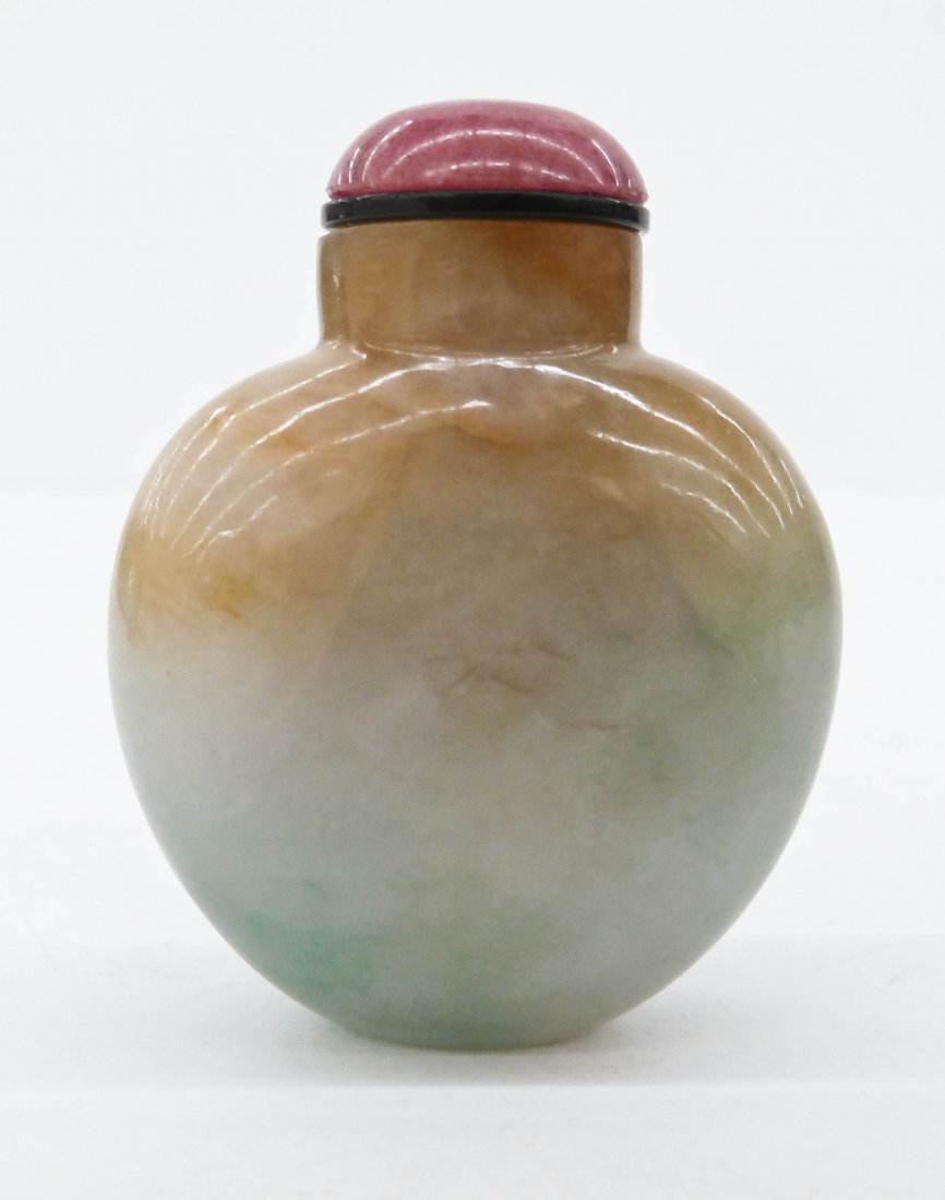 Antique Chinese Jadeite Snuff Bottle 2.25''x1.75''. (1 of 2)