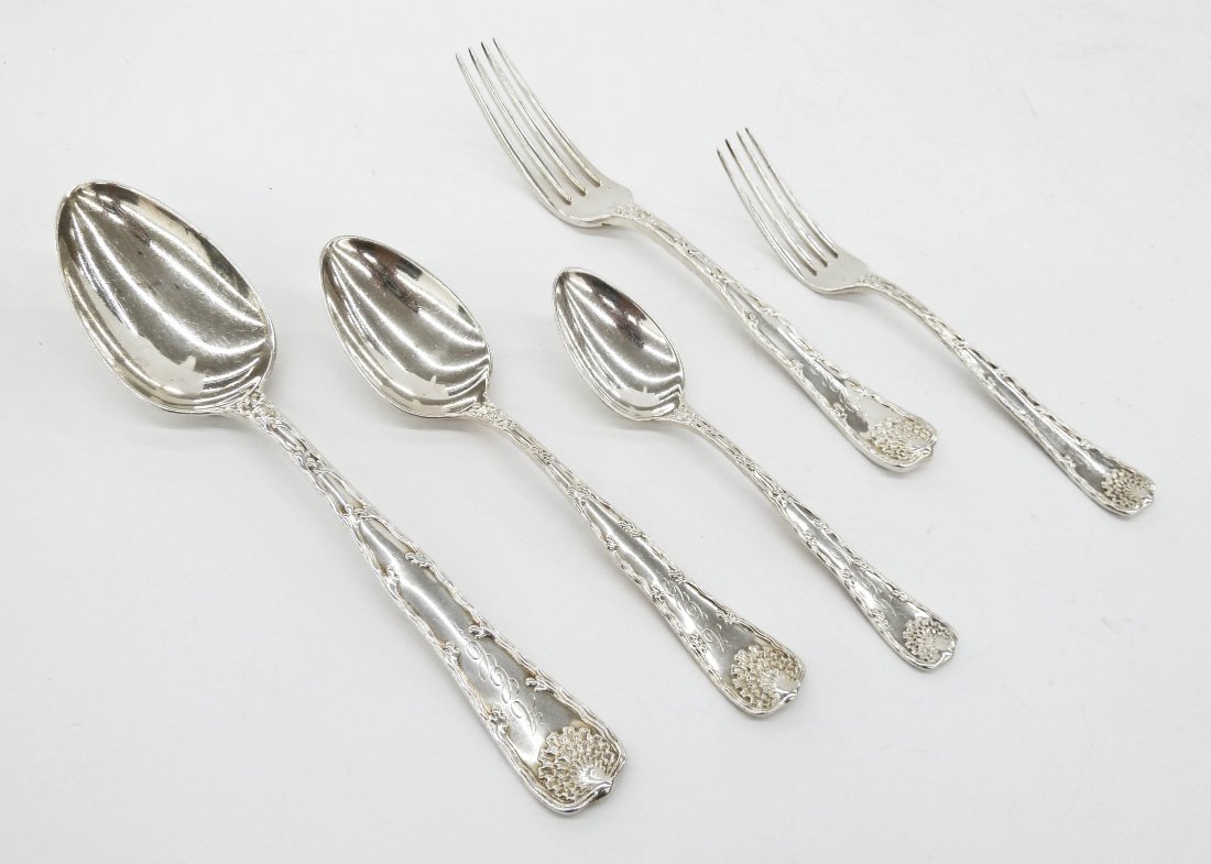 59pc Tiffany & Co. Wave Edge Sterling Flatware Service. (1 of 3)