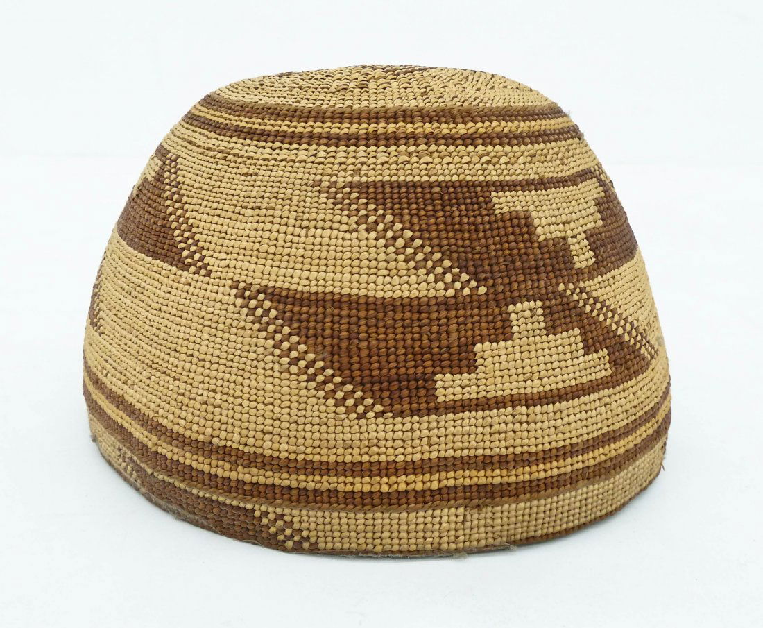 Old Hupa Indian Basketry Hat 4.25''x7''. Colorful (1 of 4)