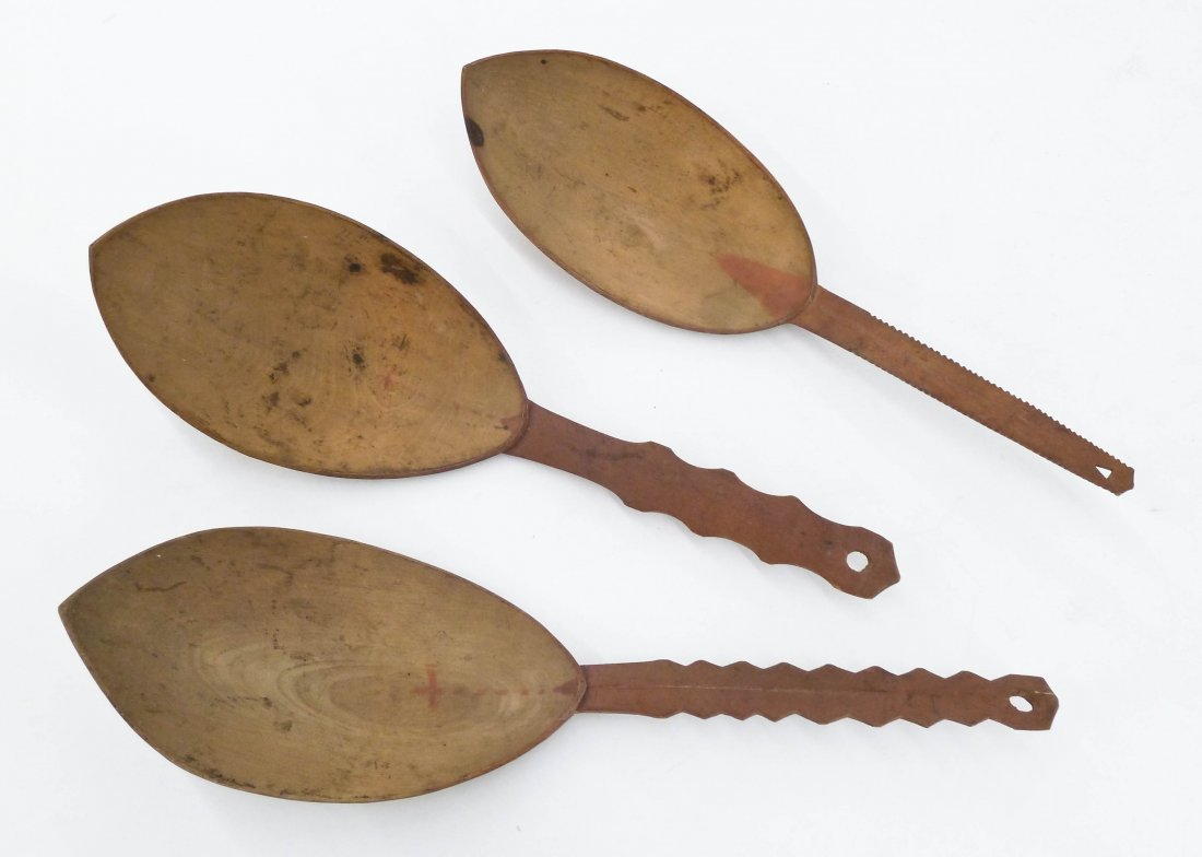 3pc Antique Eskimo Wood Feast Spoons. Each ladle has a (1 of 4)