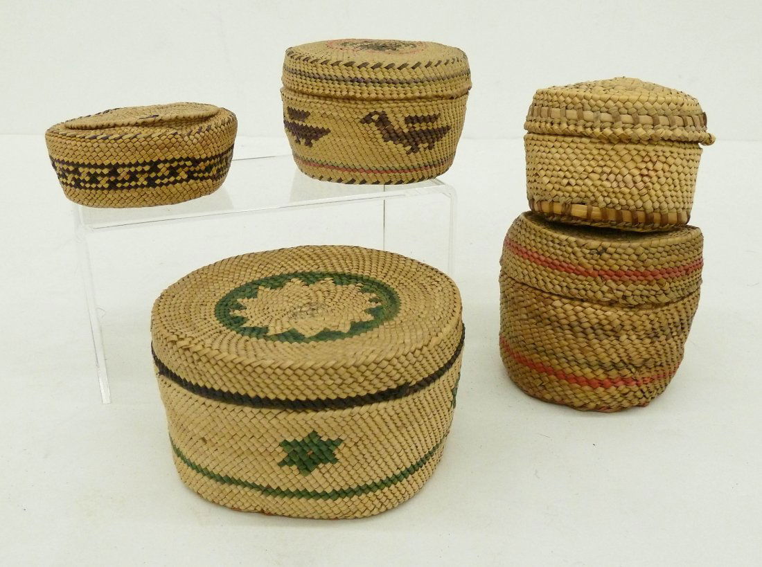 5pc Old Makah Covered Trinket Baskets. Spruce root (1 of 2)