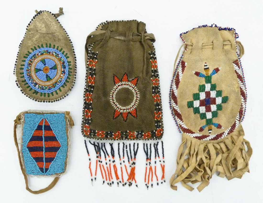 4pc Old Plains Beaded Small Bags. All have polychrome (1 of 2)