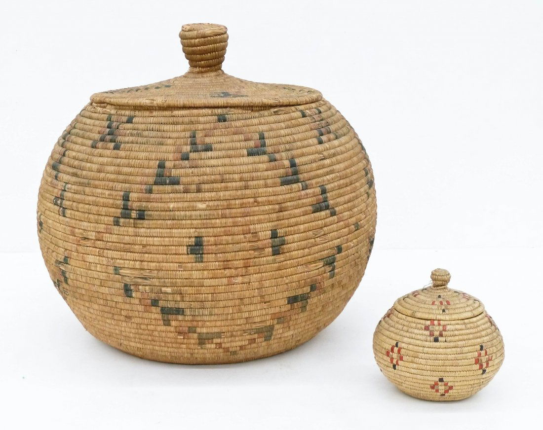 2pc Old Inuit Knob Top Indian Baskets. Includes a large (1 of 2)