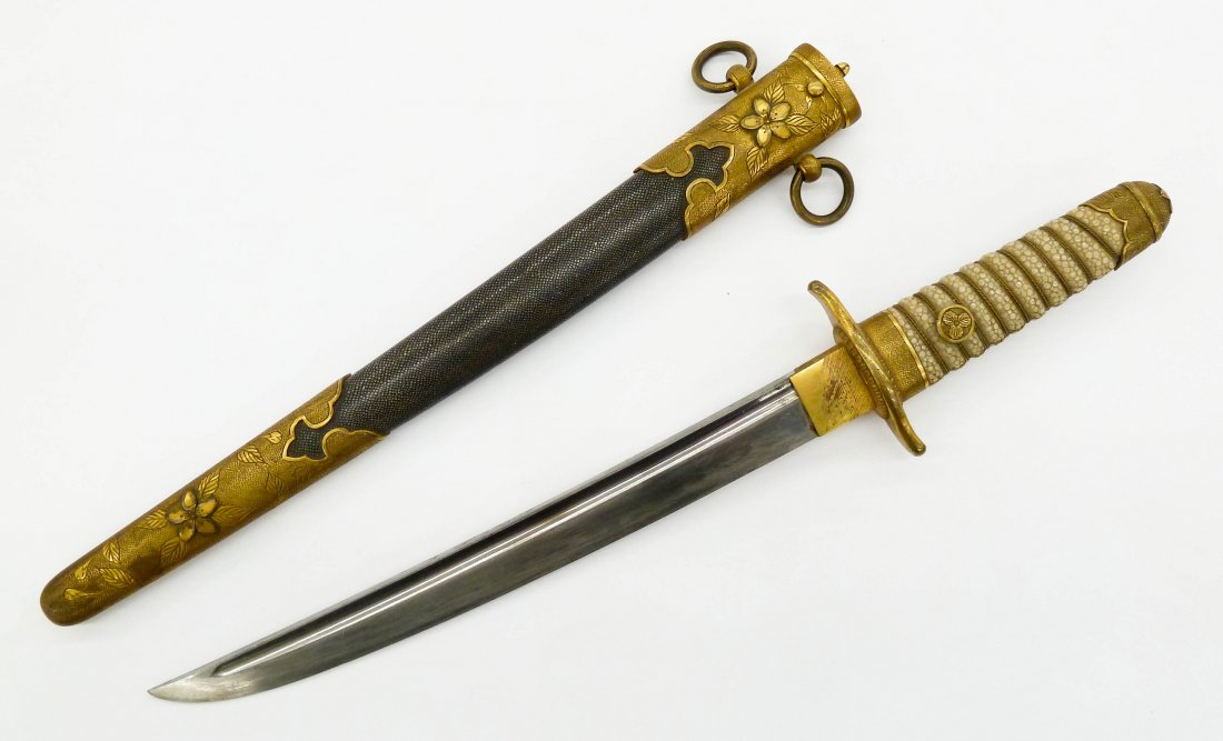 WWII Japanese Naval Officer's Dress Dagger 16.25''.: WWII Japanese Naval Officer's Dress Dagger 16.25''. Gilt ornaments with white shagreen handle. Slight overall wear. Showa period, Japan. Search terms: samurai sword, katana, tanto.