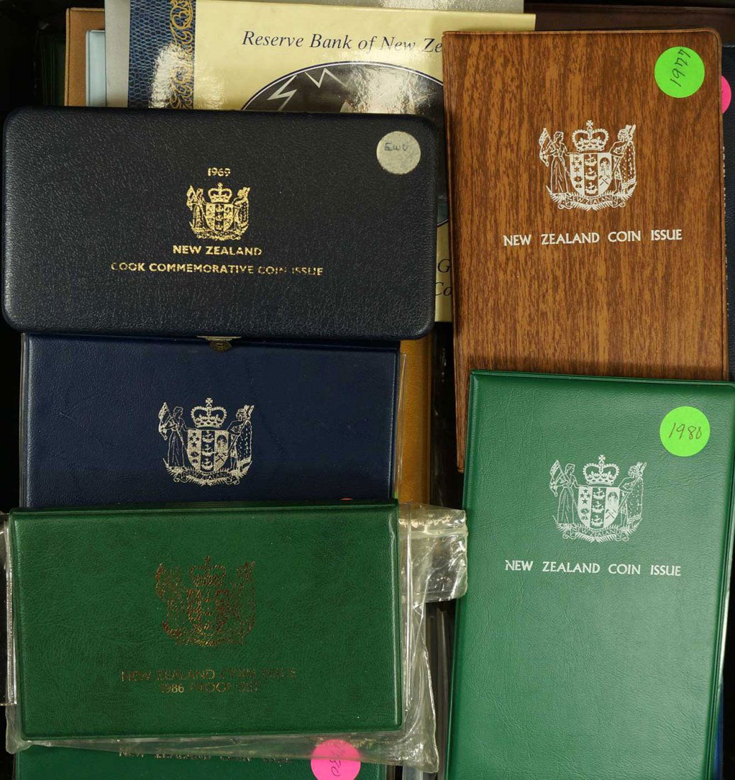 New Zealand (44) Proof Coin Sets, Commemorative Sets, (1 of 9)