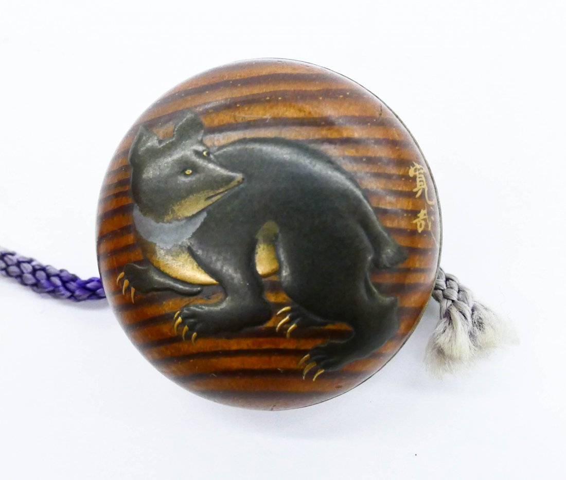 Fine Kano Kansai Japanese Lacquered Manju Netsuke (1 of 5)