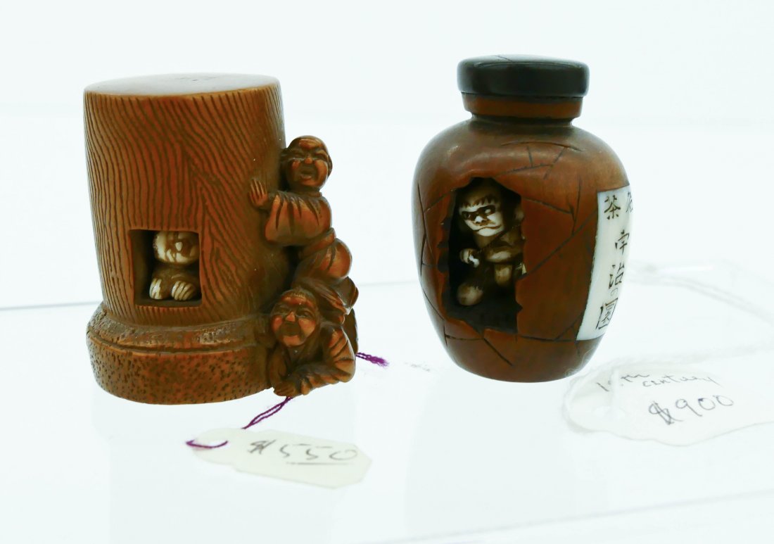 2pc Fine Japanese Boxwood Netsuke 1.5'' Each. Includes (1 of 2)