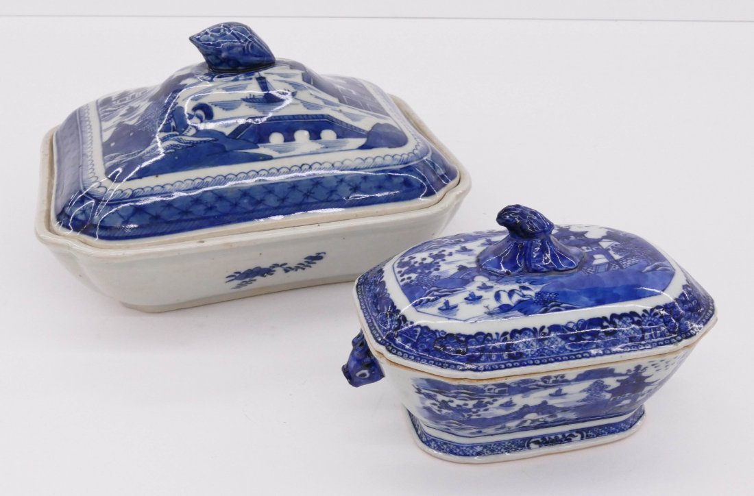 2pc Chinese Nanking Export Porcelain Servers. Includes (1 of 3)