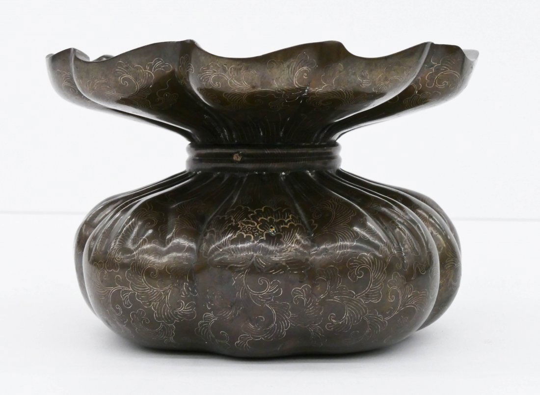 Fine Japanese Bronze Inlaid Silver Sack Vase 5.5''x8''. (1 of 5)