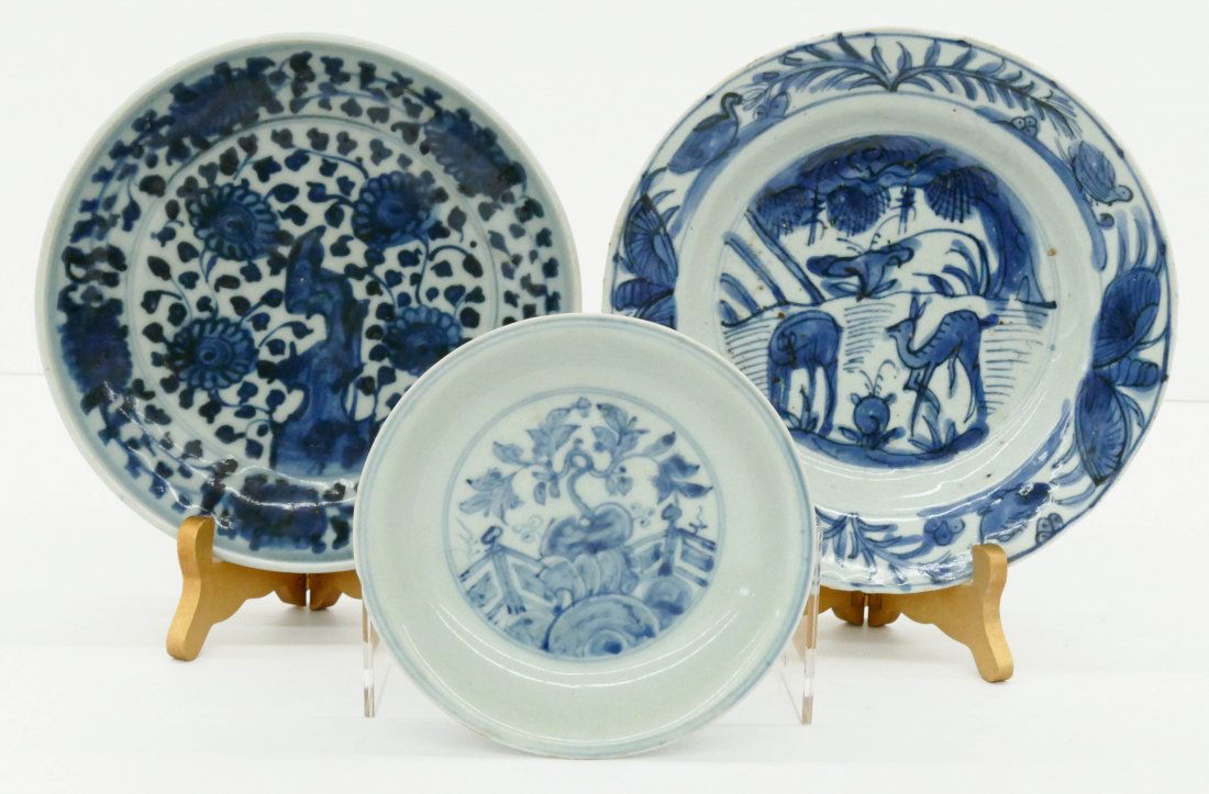 3pc Chinese Ming Blue & White Porcelain Dishes. Blue (1 of 2)