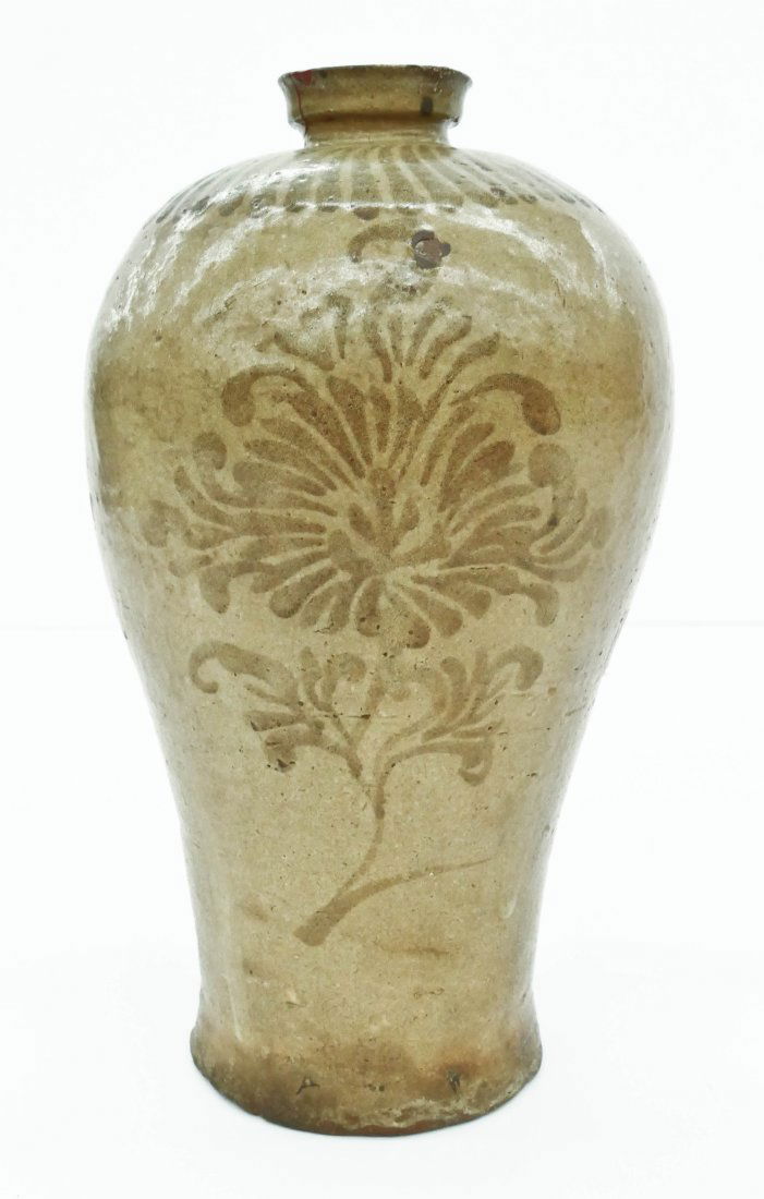 Korean Celadon Maebyeong Vase 10''x6''. Ceramic vase (1 of 2)