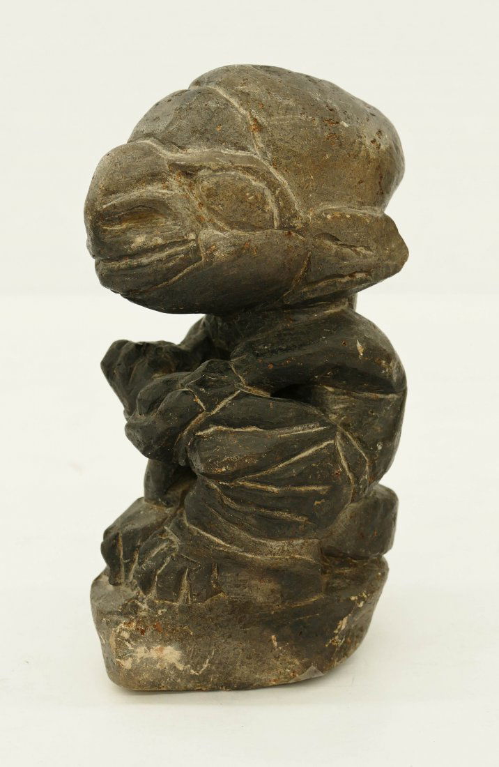 Early Nomoli Male Carved Stone Figure on Pedestal (1 of 6)