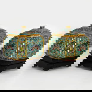 清 乾隆 铜胎掐丝珐瑯福寿莲: 清 乾隆 铜胎掐丝珐瑯福寿莲纹围棋盒一对