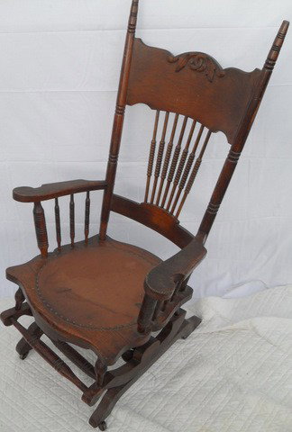 Victorian Oak High Back Platform Rocker: Victorian oak high back platform rocker. No apparent breaks or repairs.In very good estate found condition.