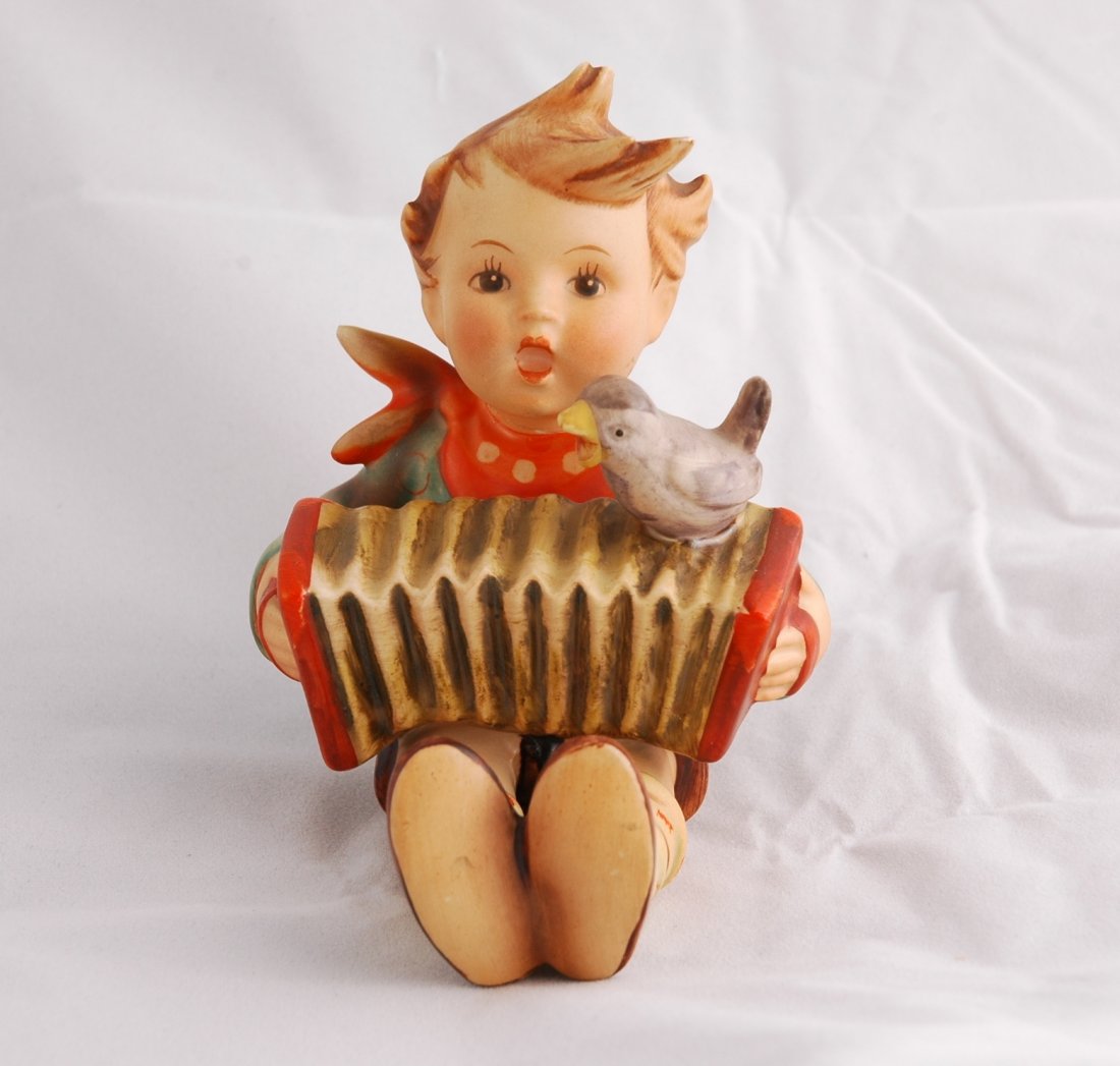 Hummel boy hotsell playing accordion