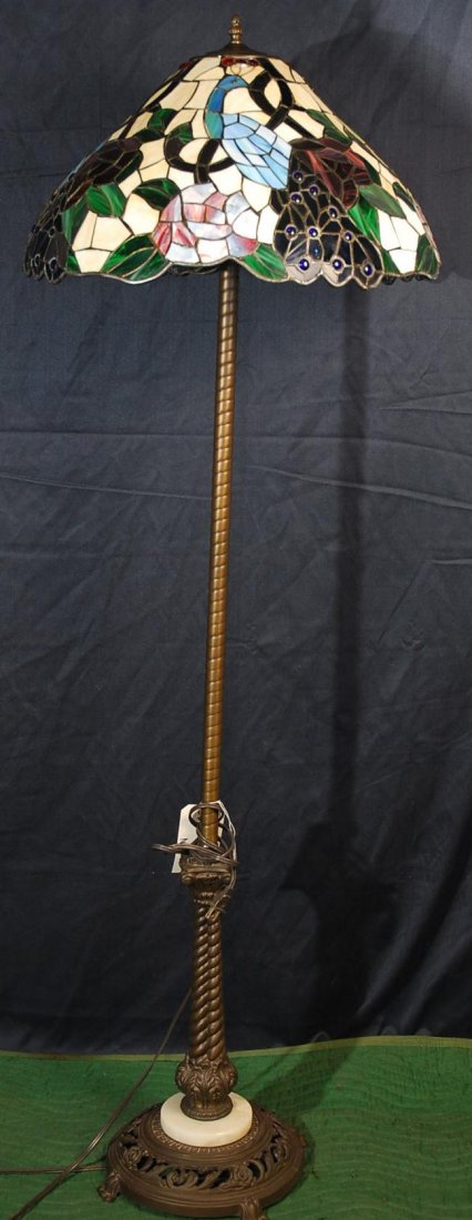 Tiffany-Style Floor lamp: Decorative Tiffany-Style Stained Glass floor lamp with bronze base, 61" tall