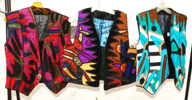 La COLECCION Judith Robert APPLIQUED VEST 3pcs: Vtg La COLECCION Judith Robert APPLIQUED VEST, One size L Condition: New (see images)