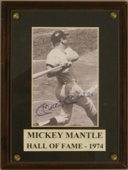 Hand Signed Mickey Mantle Yankees Photograph: Measures: 8 x 6 inches Signed in blue marker lower bottom Includes COA