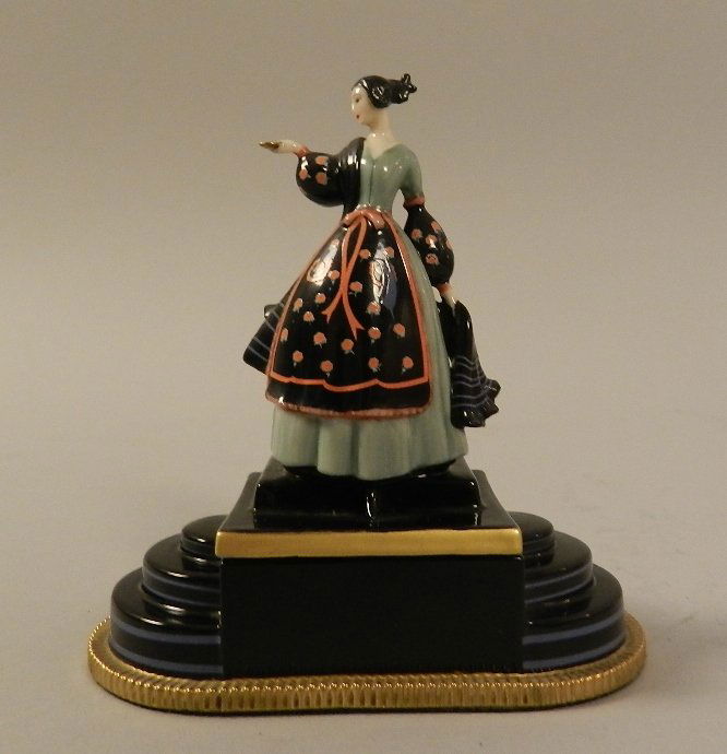 House of Erte Franklin Mint Music Box: "La Boheme" Measures: 5 inches tall, 4 inch base Plays Puccini's "Mi chiamano Mimi"